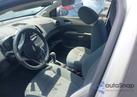 2014 Chevrolet Sonic Lt Auto z USA, uszkodzony, nr VIN 1G1JC5SH1E4229324